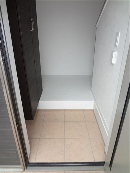 リブリ・カームコート恋ヶ窪  玄関