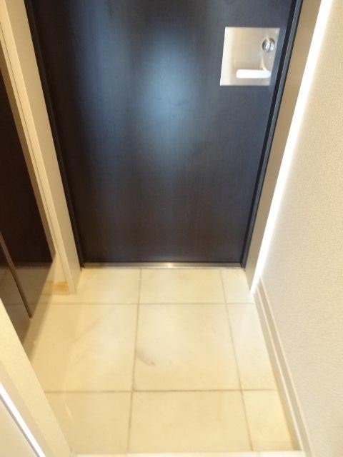 ベルクレール三鷹 玄関