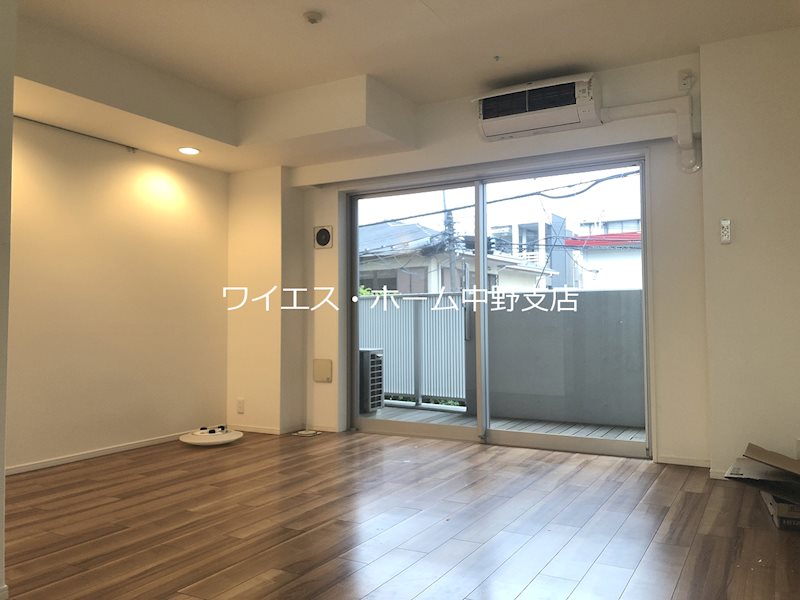 RIDGE新宿西落合（旧ルクレ新宿西落合） リビング