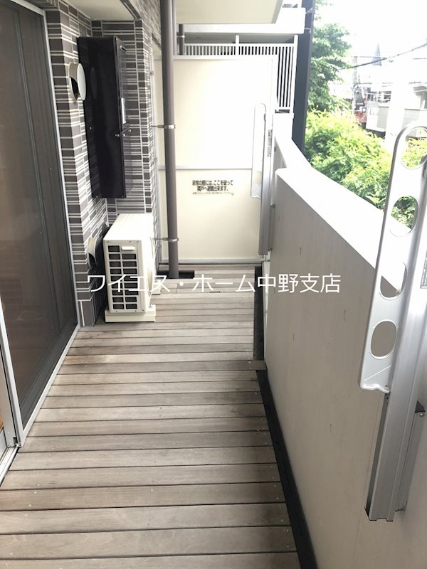 RIDGE新宿西落合（旧ルクレ新宿西落合） ベランダ