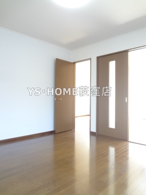 ソレーユ南荻窪 リビング