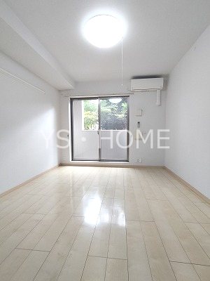 フィオーレ三鷹台 リビング