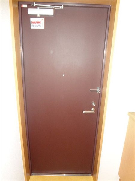 アミカル・エフ 玄関