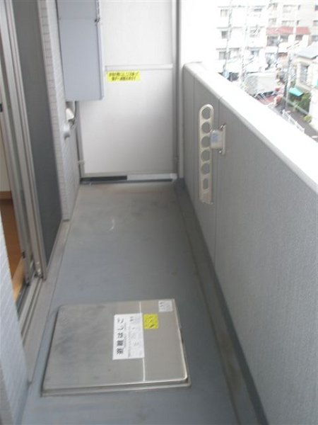 アミカル・エフ ベランダ