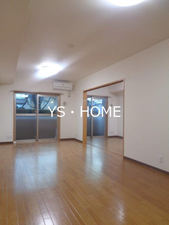 パレス・チェリーロード リビング