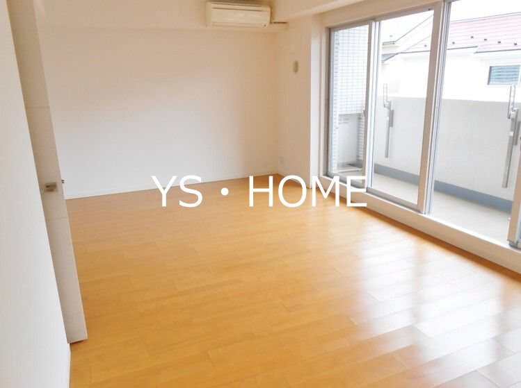 ガリシア新宿WEST リビング