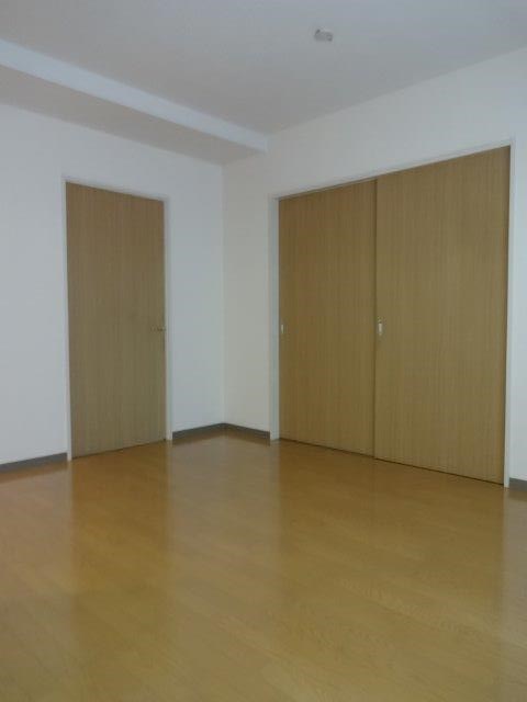 コーポレート連雀　1号棟 ベッドルーム