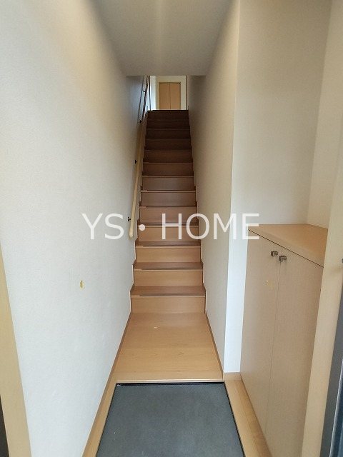 カサブランカ吉祥寺　 玄関