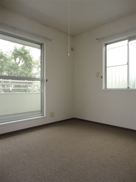 南町メゾネット住宅 ベッドルーム