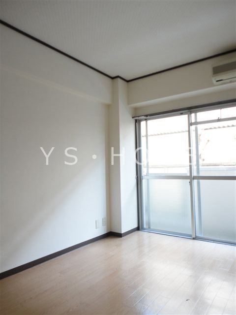 ローヤル国立マンション ベッドルーム