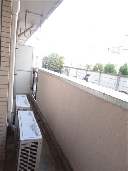 ローヤル国立マンション ベランダ