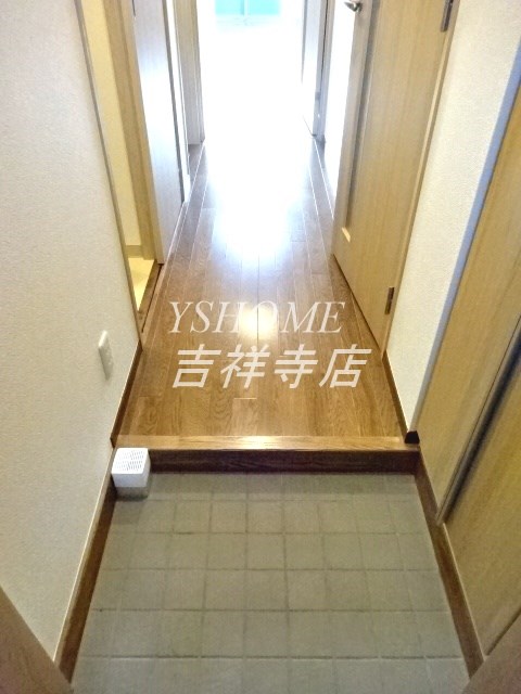 ベルメゾン吉祥寺 玄関