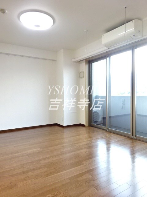 ベルメゾン吉祥寺 リビング