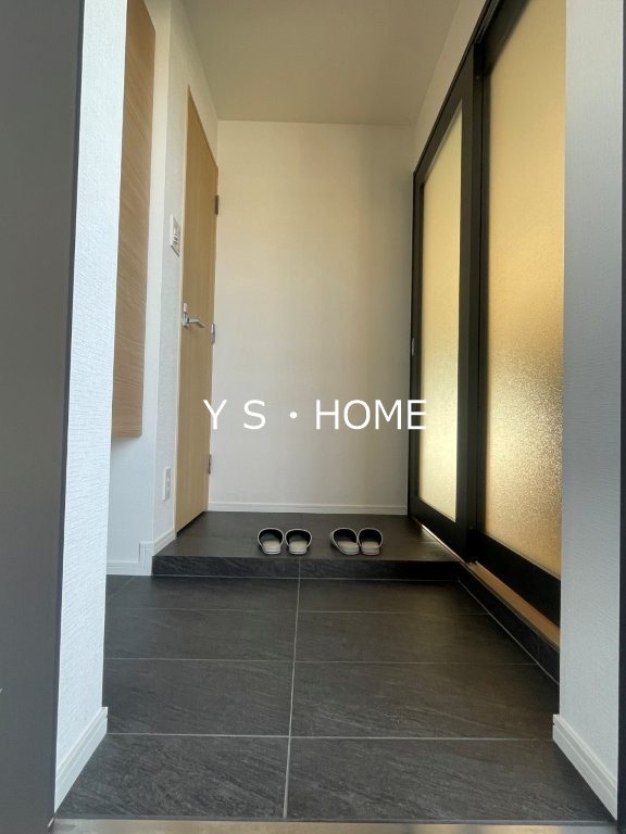 プレミアムコート府中Ⅱ 玄関