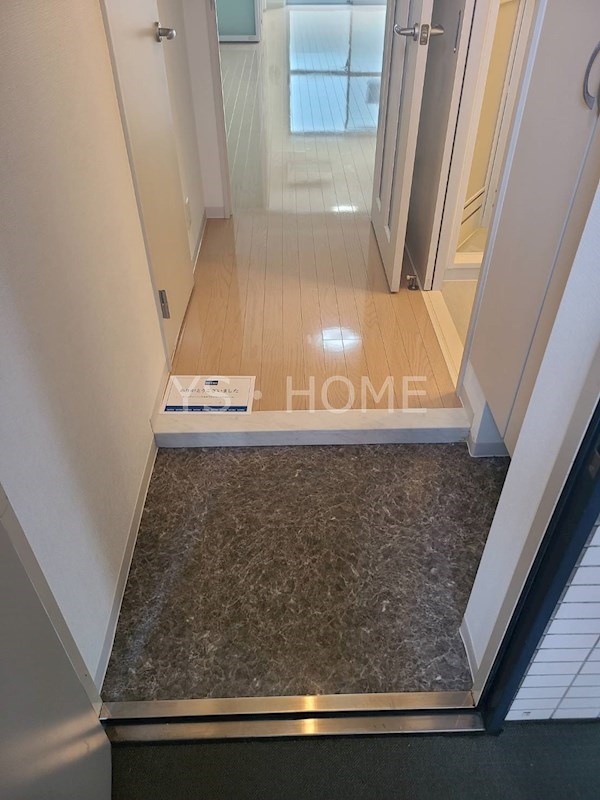 マイスト立川 玄関