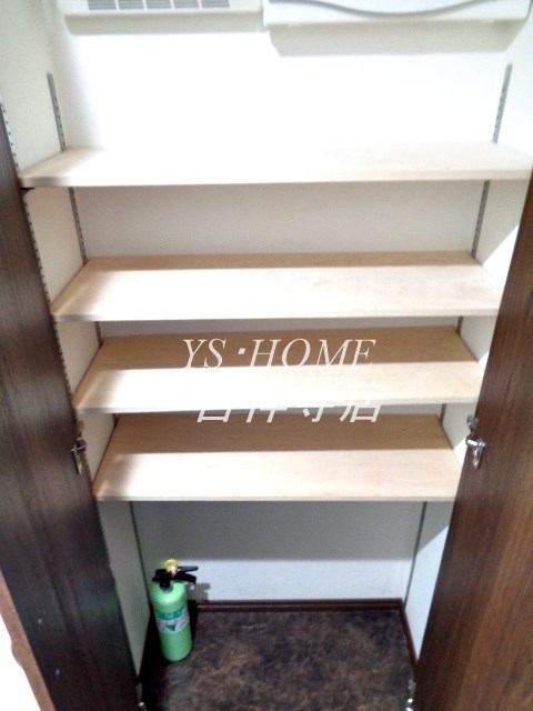 アステル壱番館荻窪 玄関