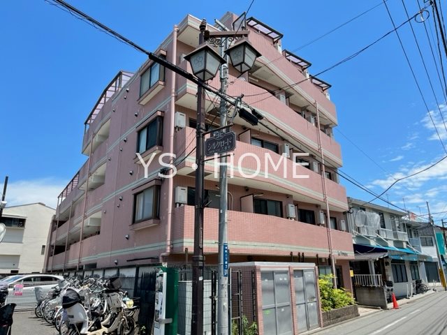 ル・フリメール  外観