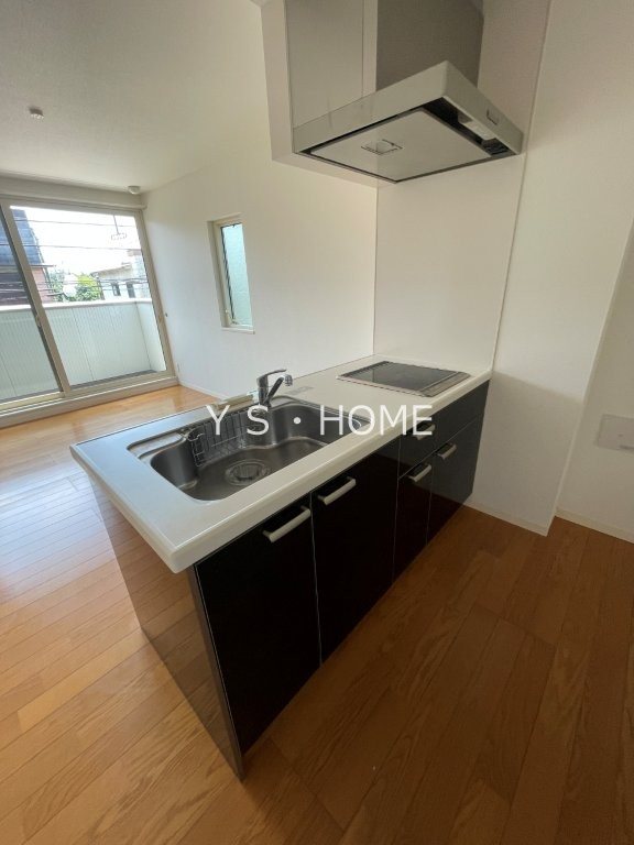 ハイブリッドメゾン キッチン