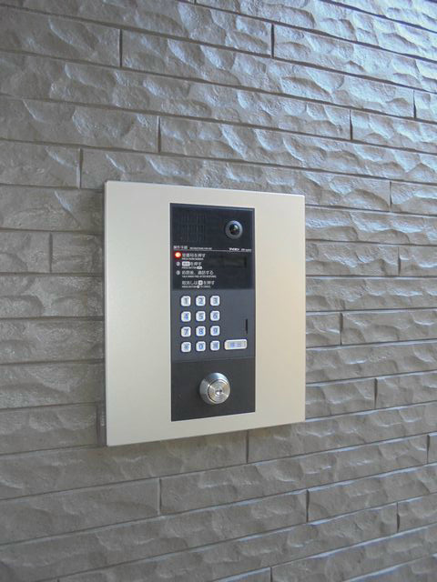 フォレストメゾン府中桜通り 玄関