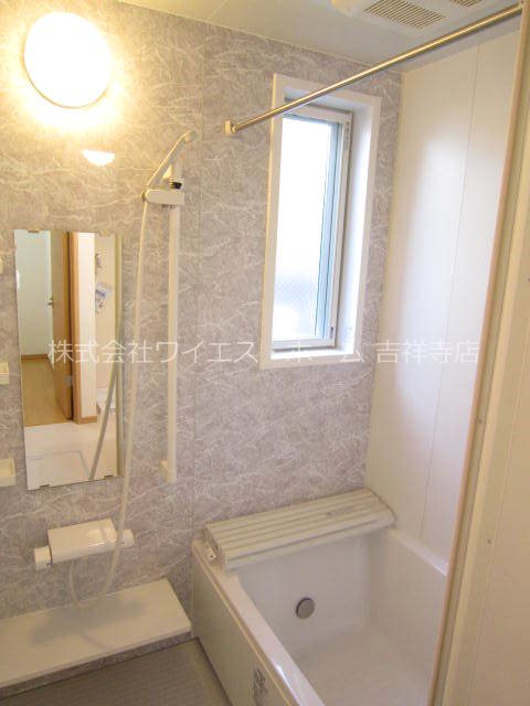 ラ・エスポワール西荻窪 風呂画像