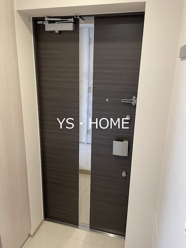 プライマル新中野   玄関