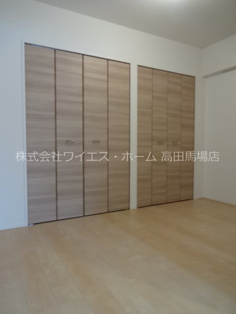 ベッドルーム