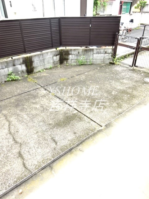 コンフォート三鷹台 ベランダ