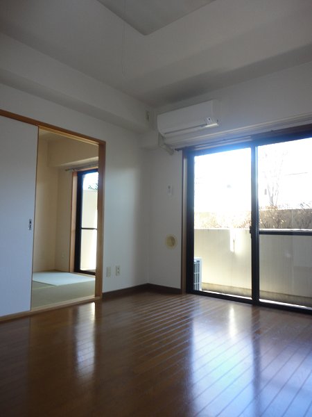 パークハイムF リビング