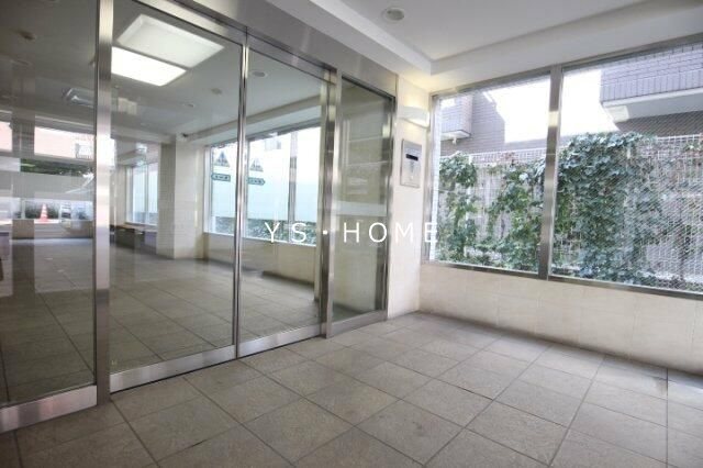 プライムアーバン西荻窪Ⅱ 玄関