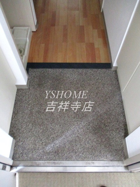 プライムアーバン西荻窪Ⅱ 玄関