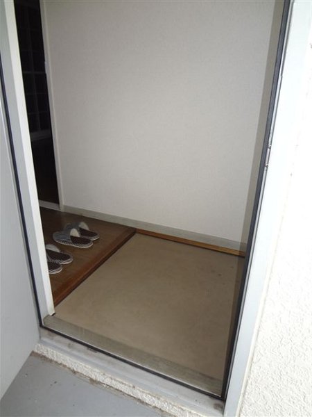 セジュールオザキ 玄関