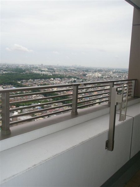 武蔵野タワーズスカイクロスタワー ベランダ