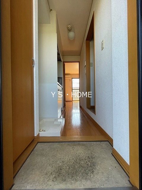 グランシャリオⅢ 玄関