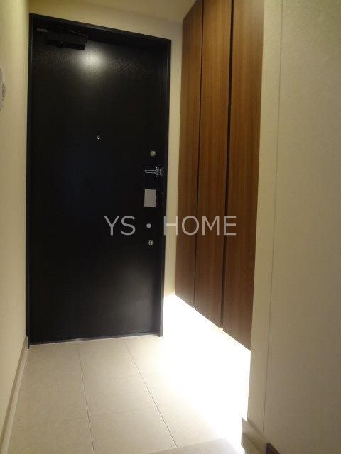 アトラス三鷹レジデンス　 玄関