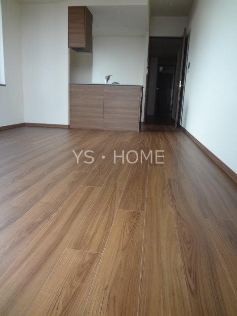 アトラス三鷹レジデンス　 リビング