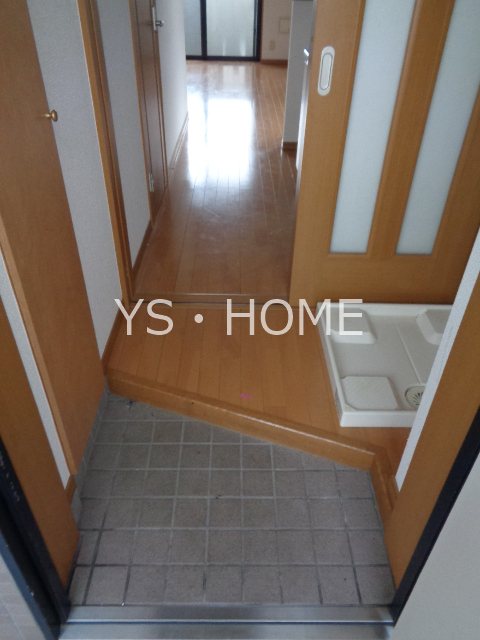 サンヴィラージュ三鷹 玄関