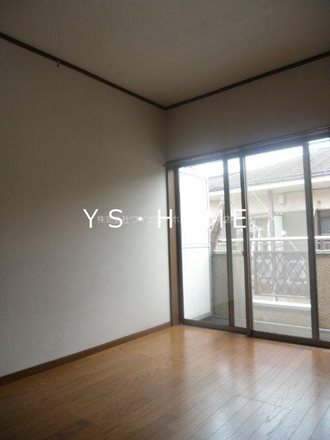 第一三菱荘 リビング