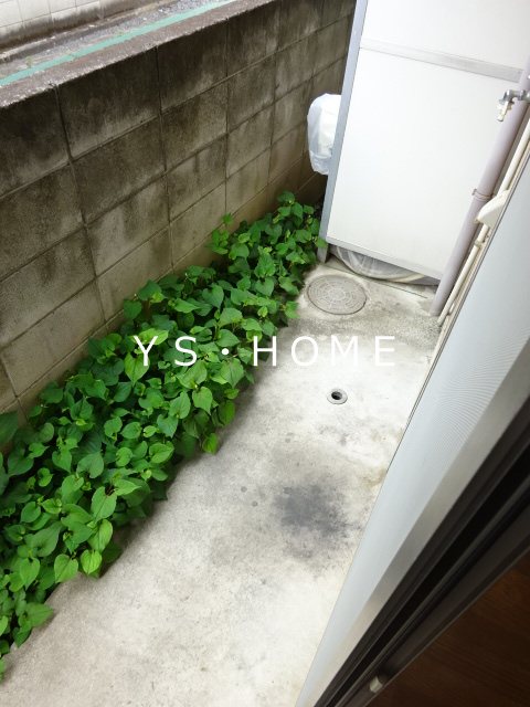 第一三菱荘 ベランダ