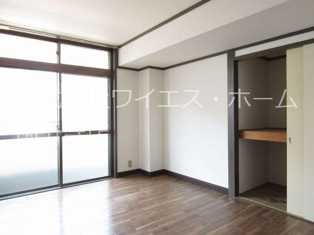 寿マンション ベッドルーム