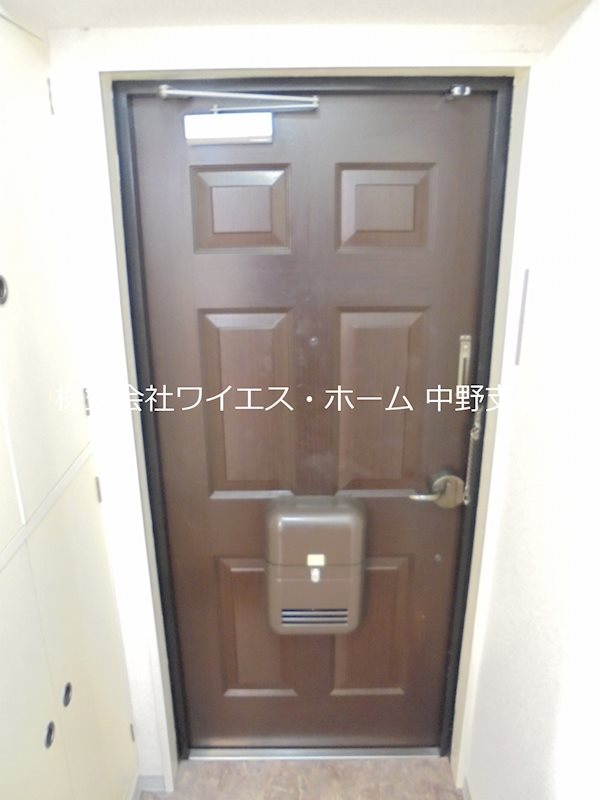 ダイアパレス中野本町 玄関