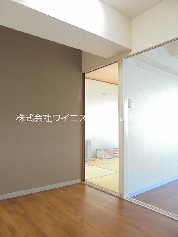 ダイアパレス中野本町 リビング