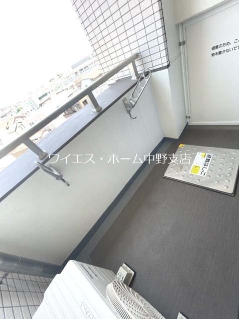 リベラーレ中野  ベランダ