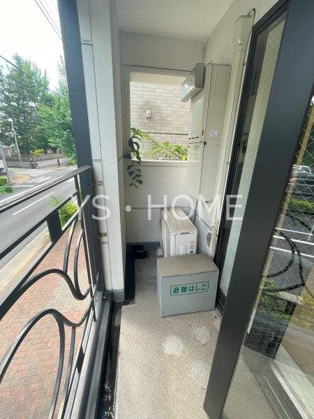 アール・デ・ココ三鷹  ベランダ