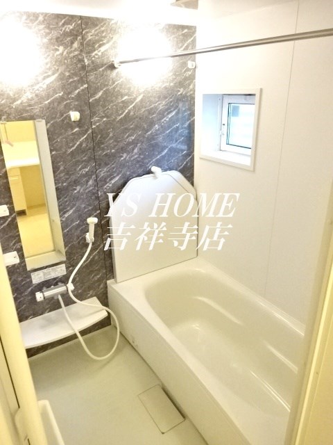 メゾン　シェーヌ 風呂画像