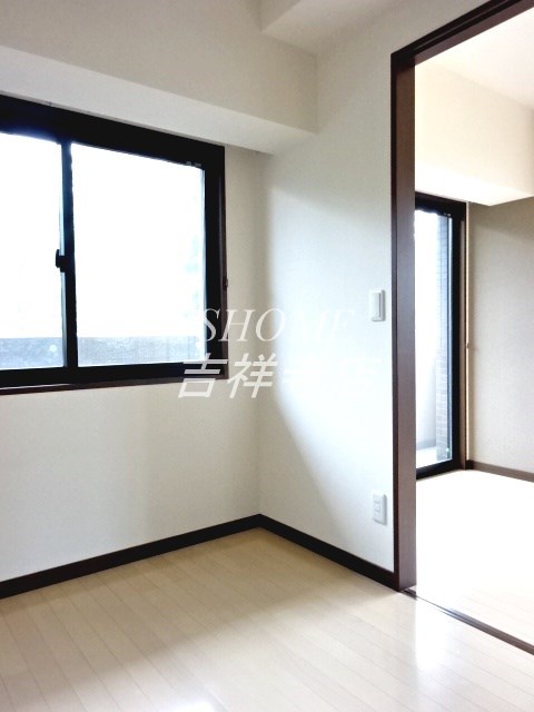 プレミールコート ベッドルーム