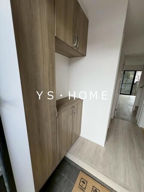 保谷町5丁目15番地戸建 玄関