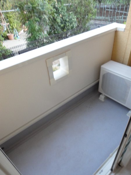エクシード　深大寺 ベランダ