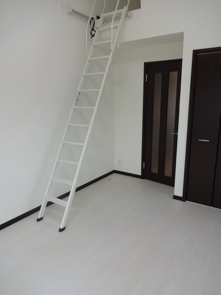 クレドメゾン吉祥寺　 リビング