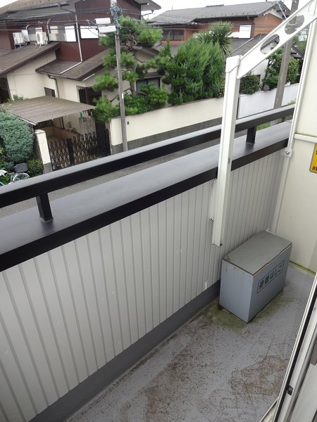 クレドメゾン吉祥寺　 ベランダ