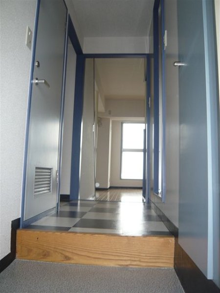 Ｐ・Ｌｉｍｅ 玄関